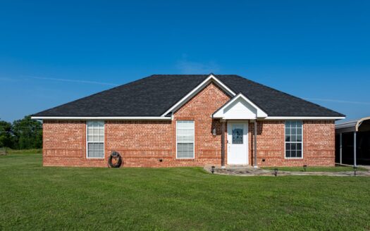 105 Glenbrook Dr, Calera OK