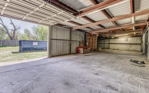 304 S Sooner Rd